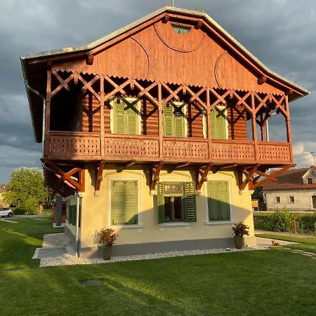 Ruska Daca 3* Lublaň