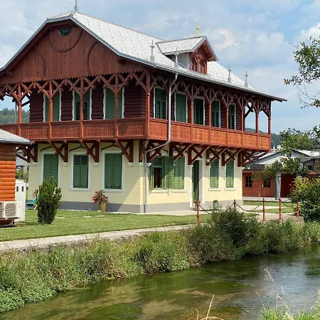 Bed & Breakfast Ruska Daca 3*